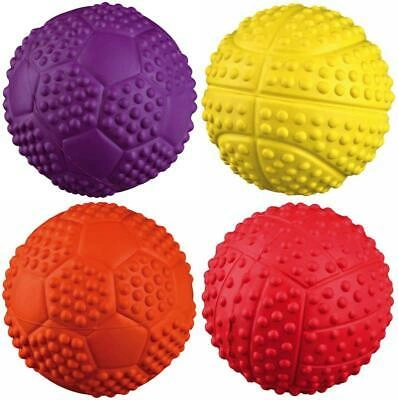 Trixie Piłka dla psa z gumy naturalnej z piszczałką 7 cm